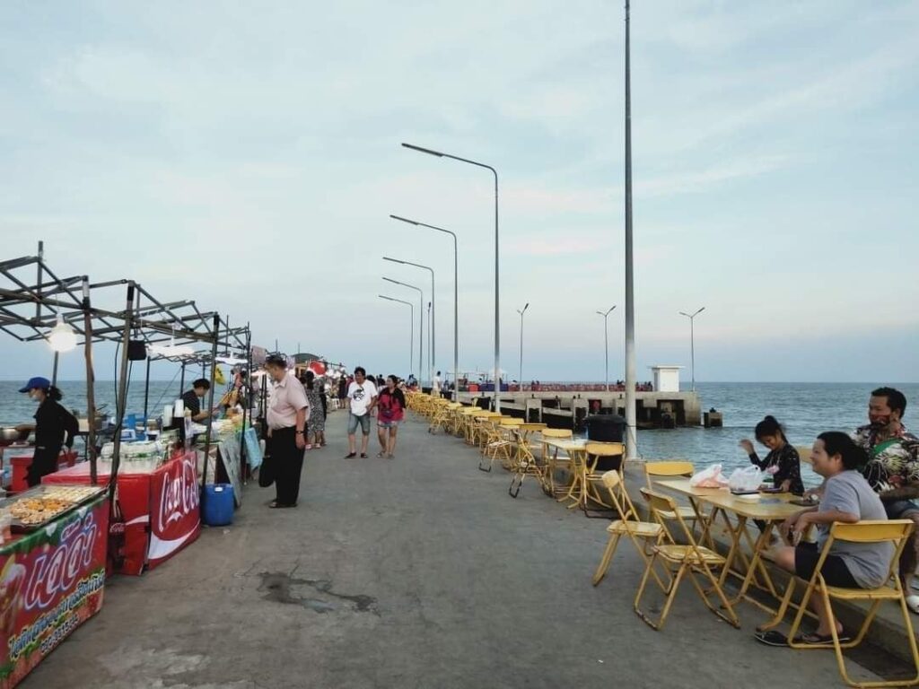 HUA HIN FISHING PIER สะพานปลา หัวหิน : LOCAL SEAFOOD & SUNSET VIEWPOINT 6cf161162ccd47bea1de23ec6c87f07b